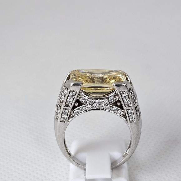 Rare Victoria Wieck Yellow Sapphire & Diamond Simulant Sterling Silver Sz 7! - Picture 11 of 11